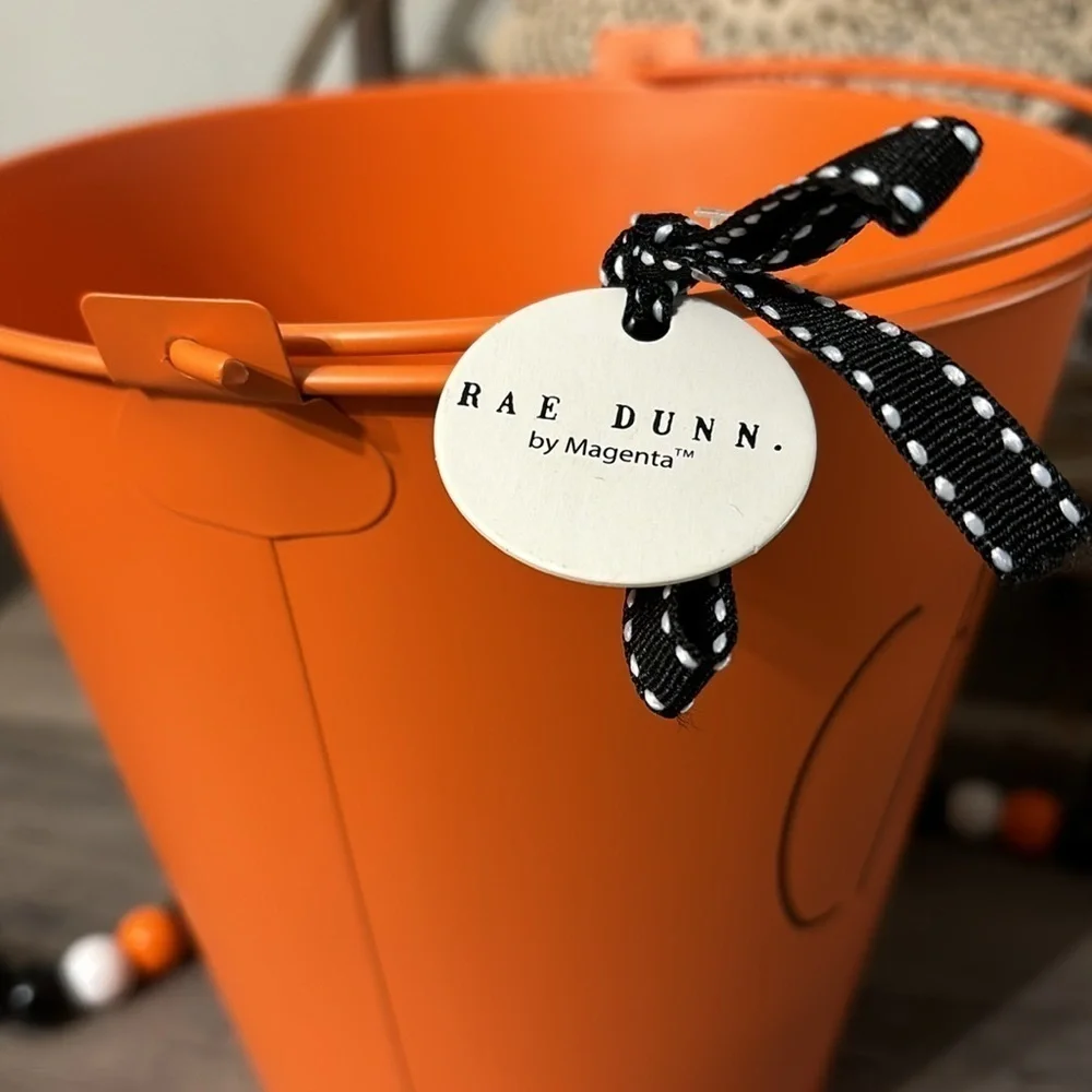NEW Rae Dunn CANDY HALLOWEEN ORANGE METAL PAIL WITH HANDLE